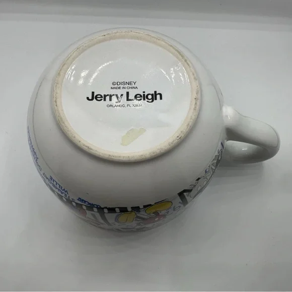 Vintage Disney Mickey Mouse Mug - Picture 5 of 5